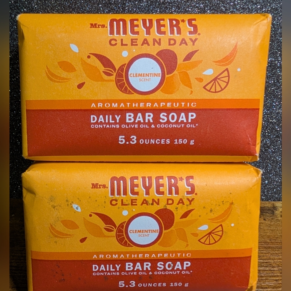 Mrs. Meyer's Clean Day Aromatherapeutic Bar Soap Clementine Scent 5.3oz 2 Pack